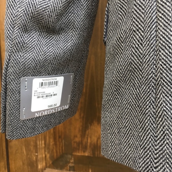 ๐ Boys 8 Herringbone wool dress suit jacket ๐ - Picture 3 of 4